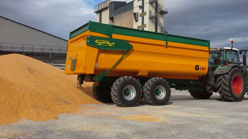 Remorque G 180 avec bennage hydraulique tracteur
