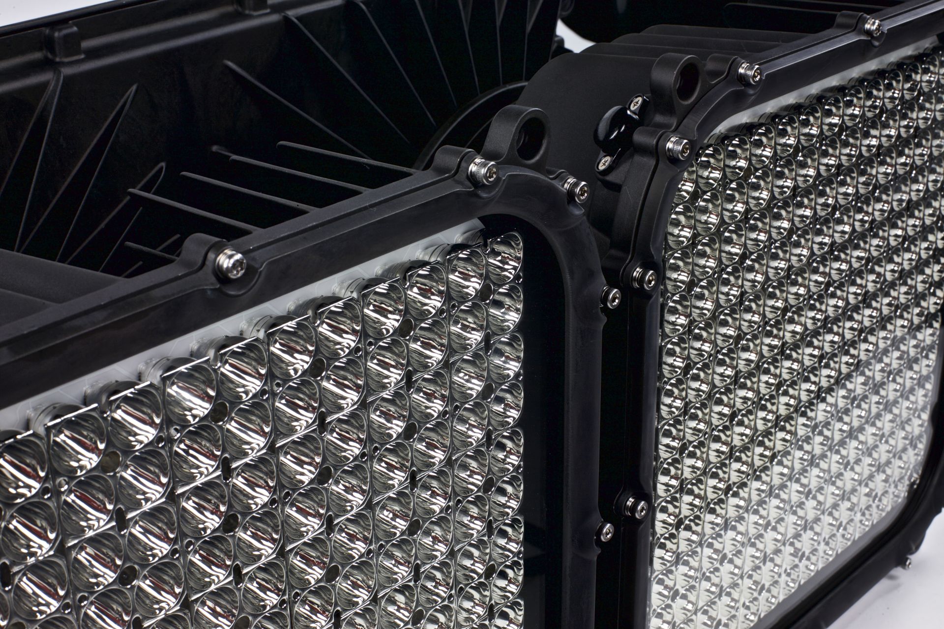 SUFA X | Projecteur pour grands espaces_2