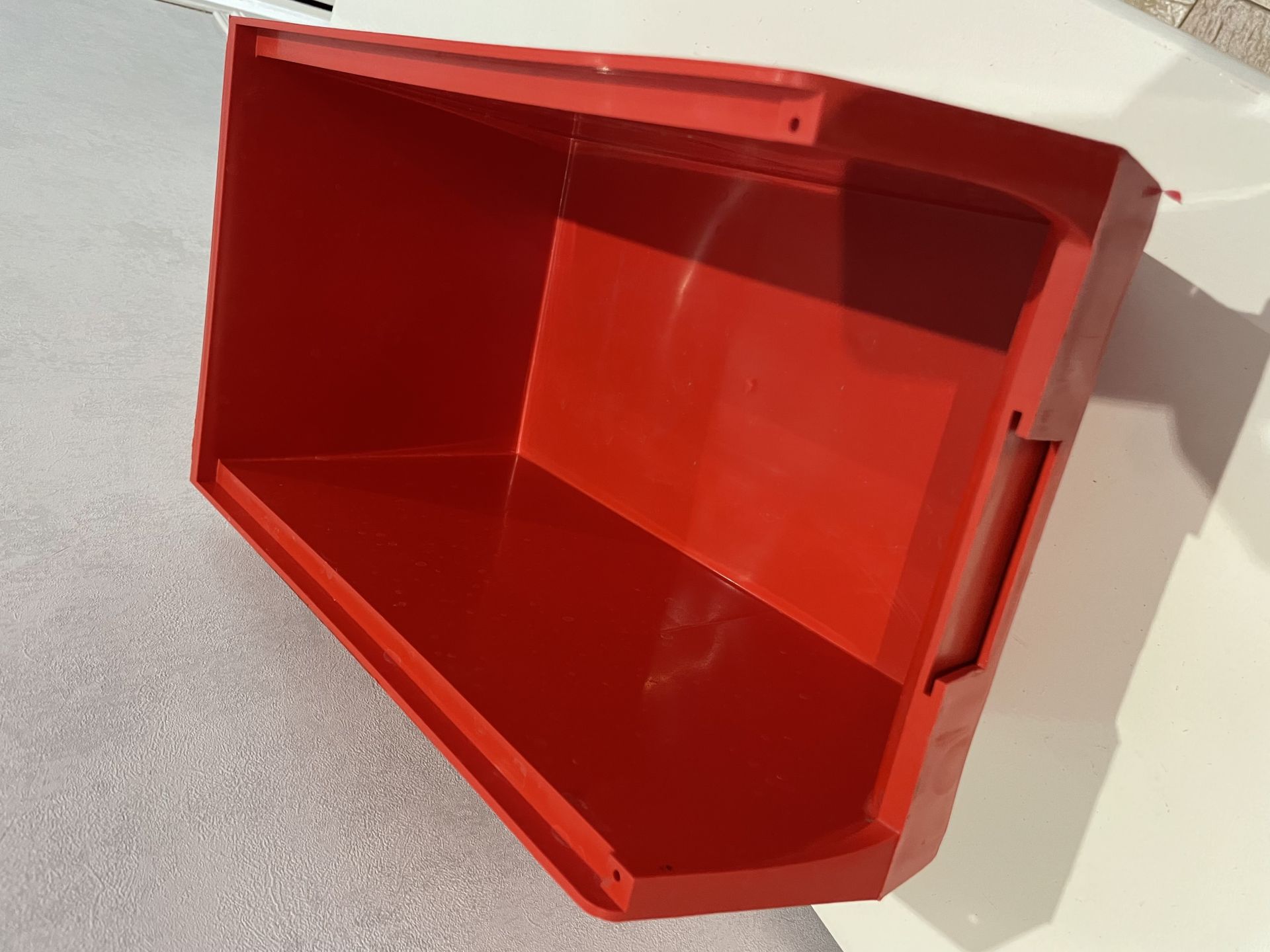 Bac divisible en polypropylène résistant aux chocs - poignée de préhension - 18 tailles et 4 coloris_2