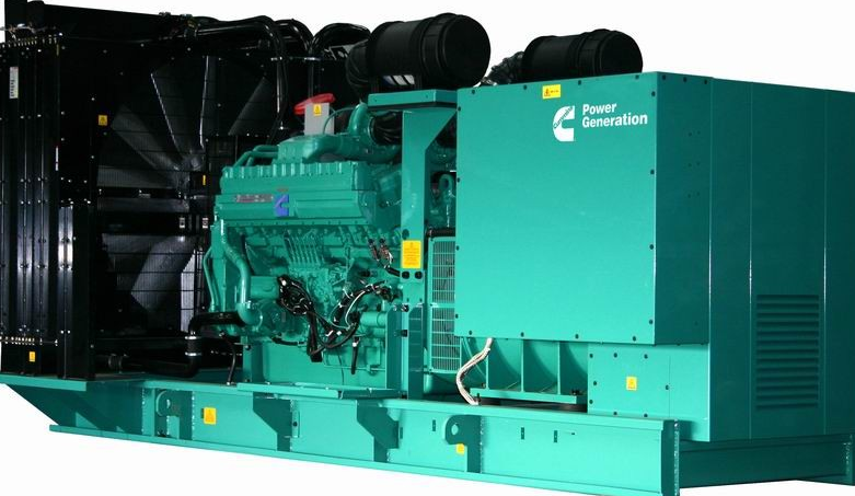 Groupes électrogènes Cummins 17 à 3 750kVA - triphasés et insonorisés pour utilisation terrestre_2