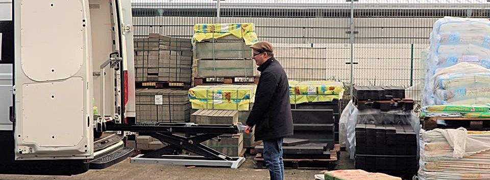 Table élévatrice électrique xetto  sur 4 roues : incontournable pour le chargement des véhicules utilitaires_2