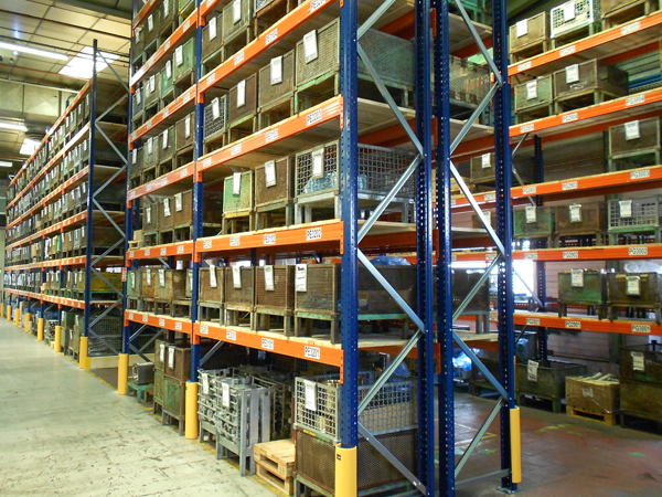 Rayonnage statique robuste et facile à installer pour palettes_2