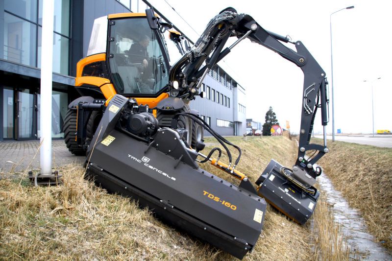 TDS Broyeur forestier - TMC Cancela - largeur de travail 160-220 cm - puissance mécanique 70-100 HP_2