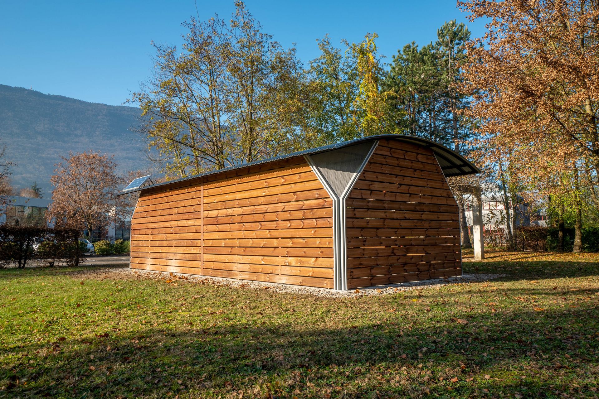 Parc vélos Ypsilon - structure originale personnalisable avec finitions robustes et esthétiques_2