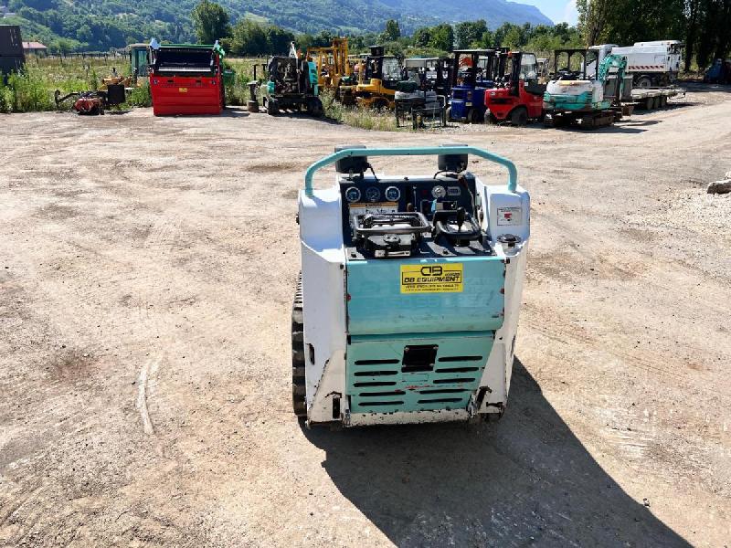 BOBCAT mt55 mini chargeuse skid a chenille_2
