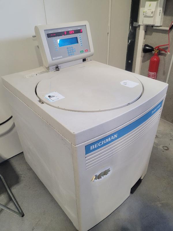 Centrifugeuse haute performance réfrigérée Beckman Coulter Avanti J-20I_2