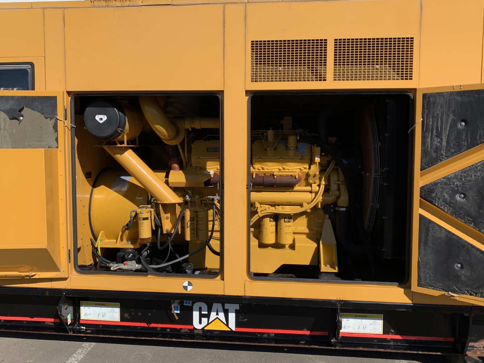 Groupe électrogène d'occasion - CATERPILLAR - 550 KVA_2
