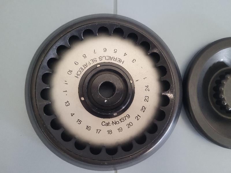 Rotor angulaire pour centrifugeuse Nr.1379 HERAEUS SEPATECH_2