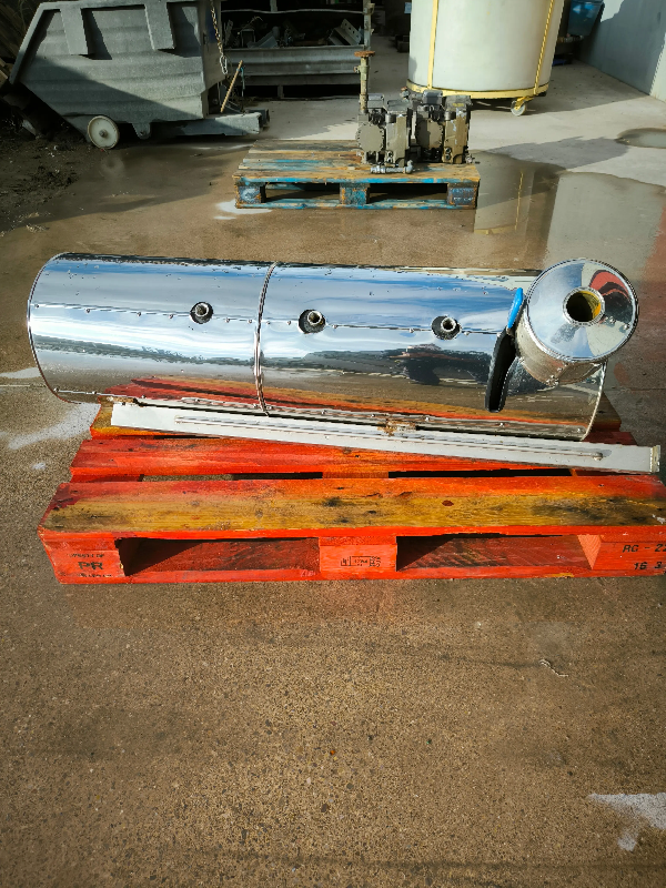 Cuve en acier inoxydable de 97 litres calorifugã‰e - référence : c13468_2