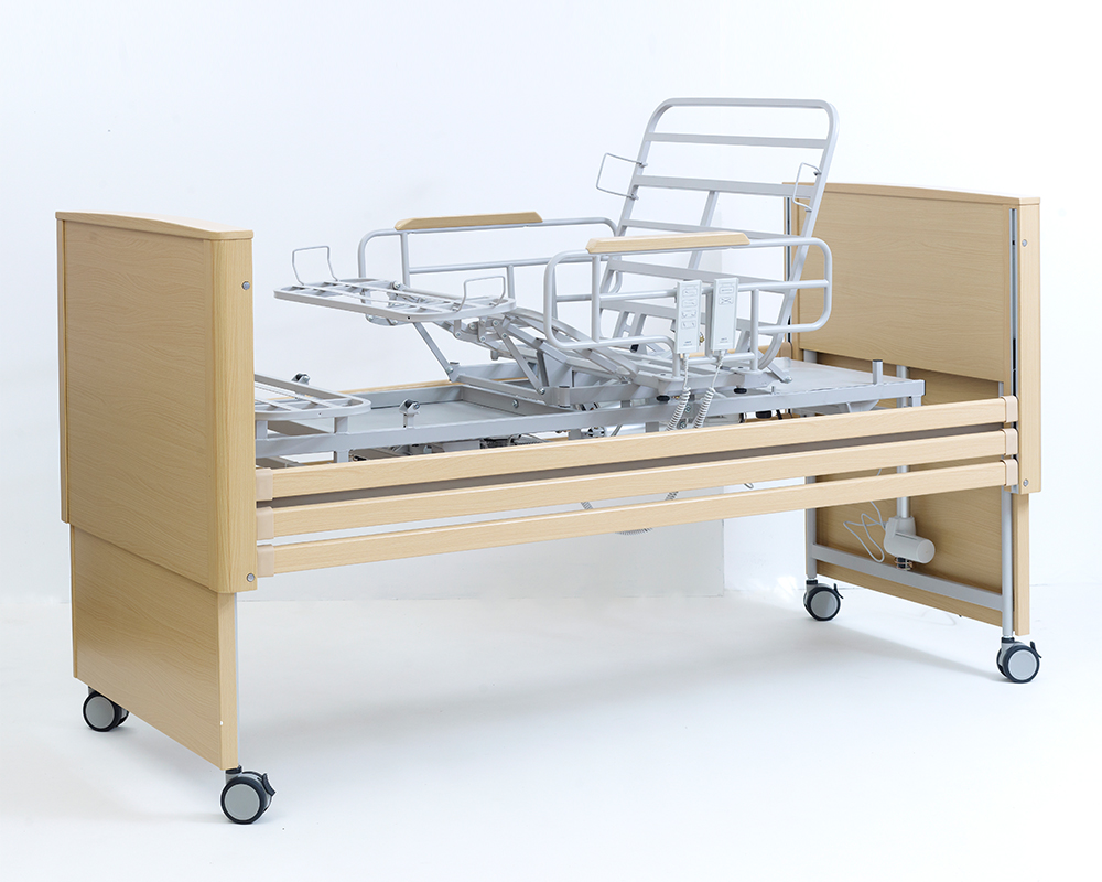 Lit médicalisé ergonomique avec accoudoirs amovibles pour transferts facilités