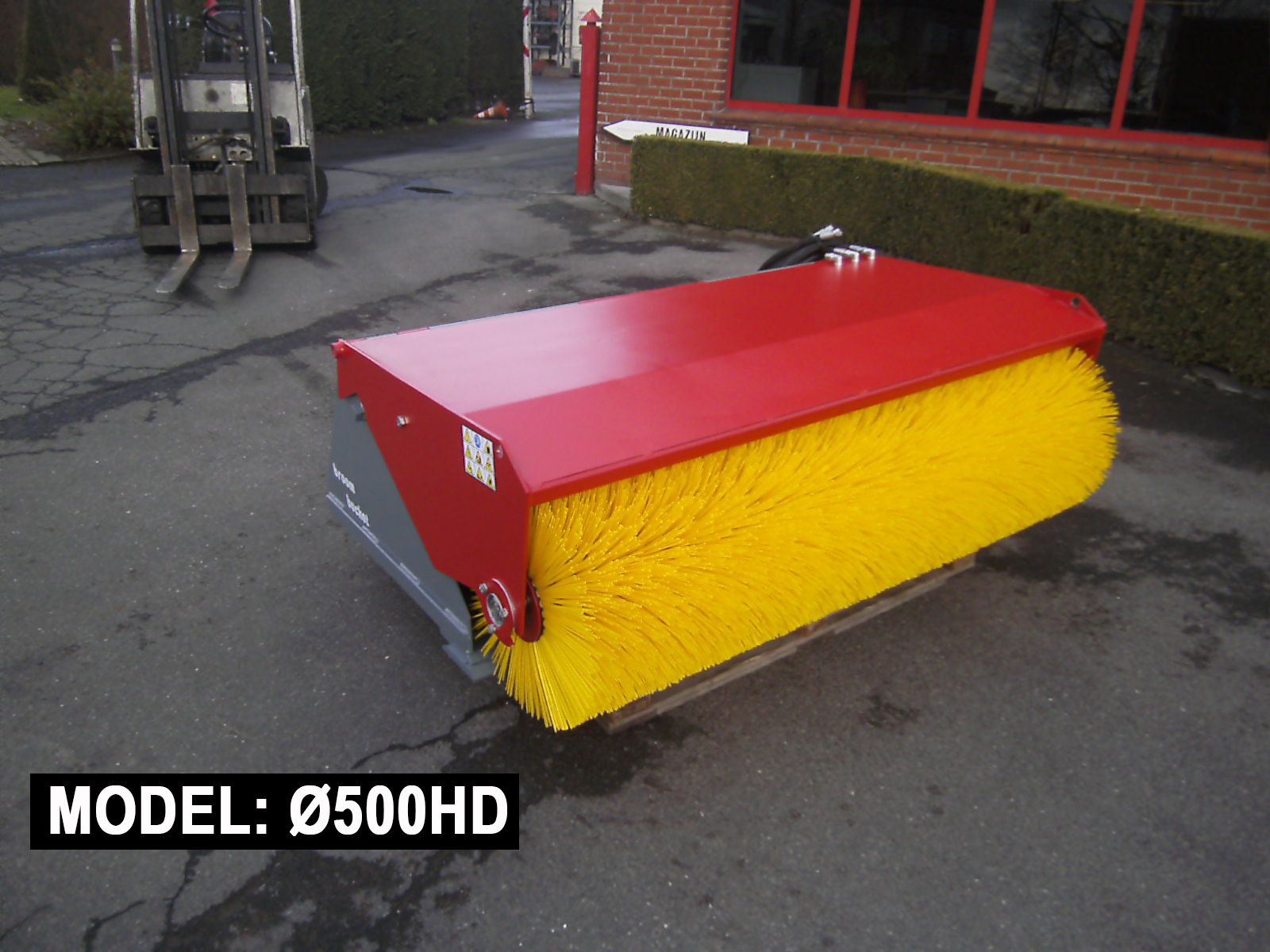 Balayeuse couvercle ouvert renforcée - Attec - moteur et système d'entraînement intégrés pour usage intensif_2