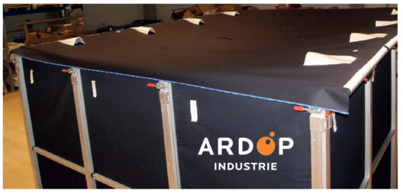 Cabine de protection laser Montable/Démontable avec roulettes et freins - JUT-CABINE-3,3x3,3x2,25m - ARDOP Industrie - Système d'éclairage intérieur LED_2