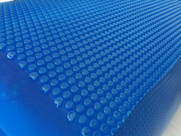 Bache à bulle pour piscine creusée ou hors terre, en polyéthylène coextrudé traité anti-uv , anti-chlore et anti-algues - cbs emballages_2