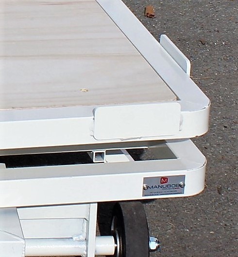 Base roulante tractable et ergonomique à plateau rotatif de 360° avec blocage à 180° idéale pour la manutention des palettes et bacs en flux internes_2