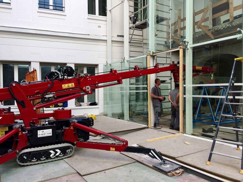 Mini-grue araignée mobile et compacte C6e - Charge 3000kg - Hauteur de levage 16.4m - Bi-motorisation diesel/électrique_2