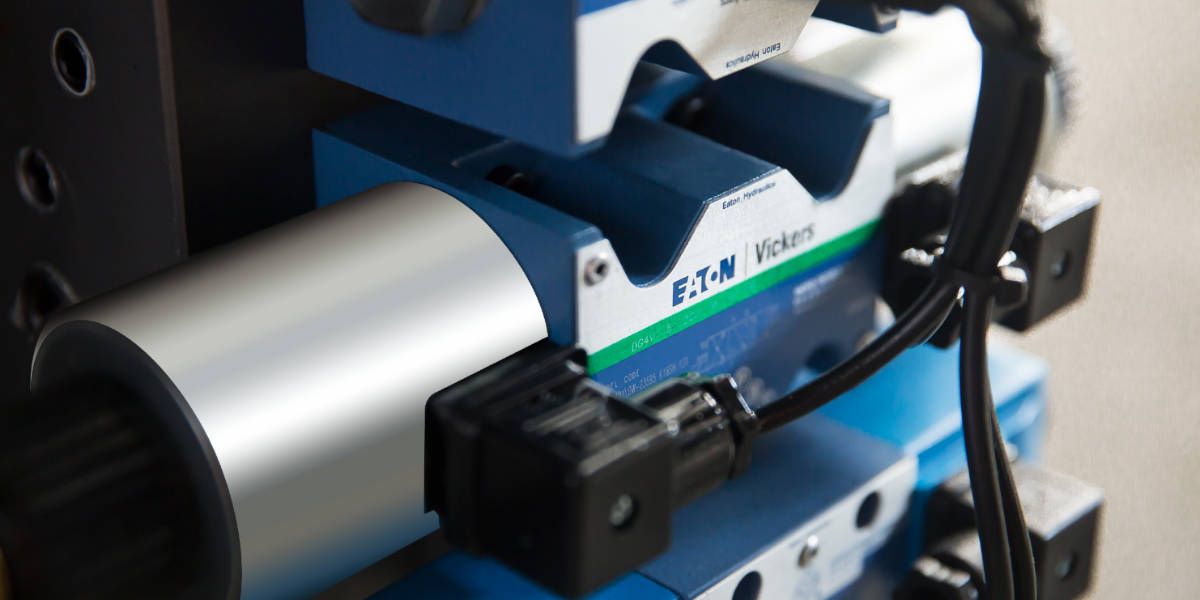 Log1100 - Presse à injection plastique - machine de moulage par injection LOG-A8 1100T avec pompe variable_2