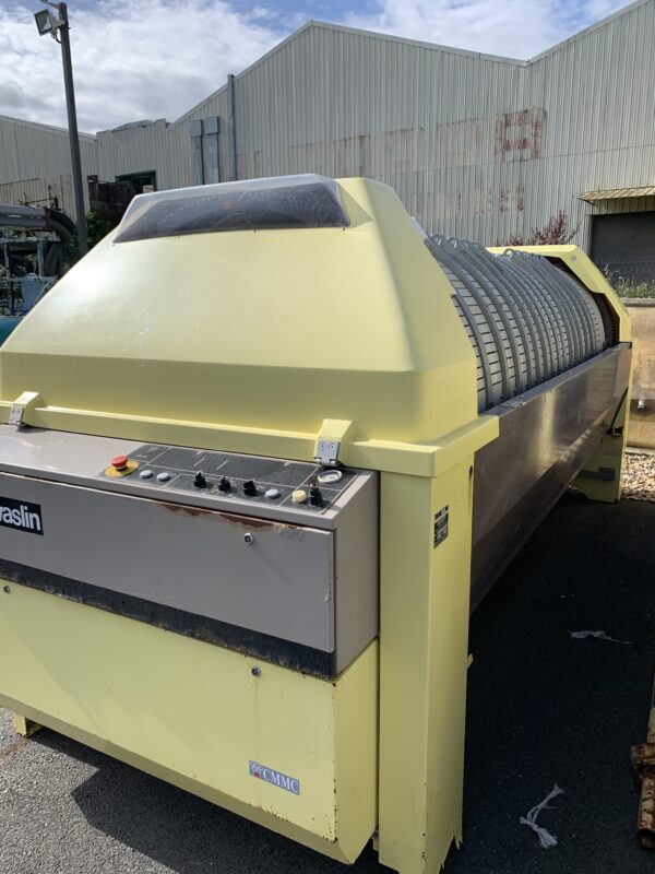 Pressoir PHP 35 S avec dimensions 4400x1600x1900 mm