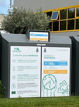 Abri-bacs design pour bio déchets avec contrôle d'accès - ISEKO - Système anti-odeurs, capteur de niveau et personnalisation esthétique_2