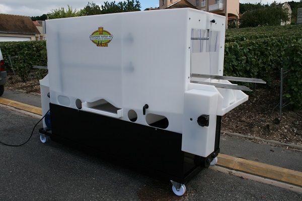 LCJC - Laveuses industrielles alimentaires - SAS Chayoux - Structure en polyéthylène - 1000 kg - 3 m de longueur_2