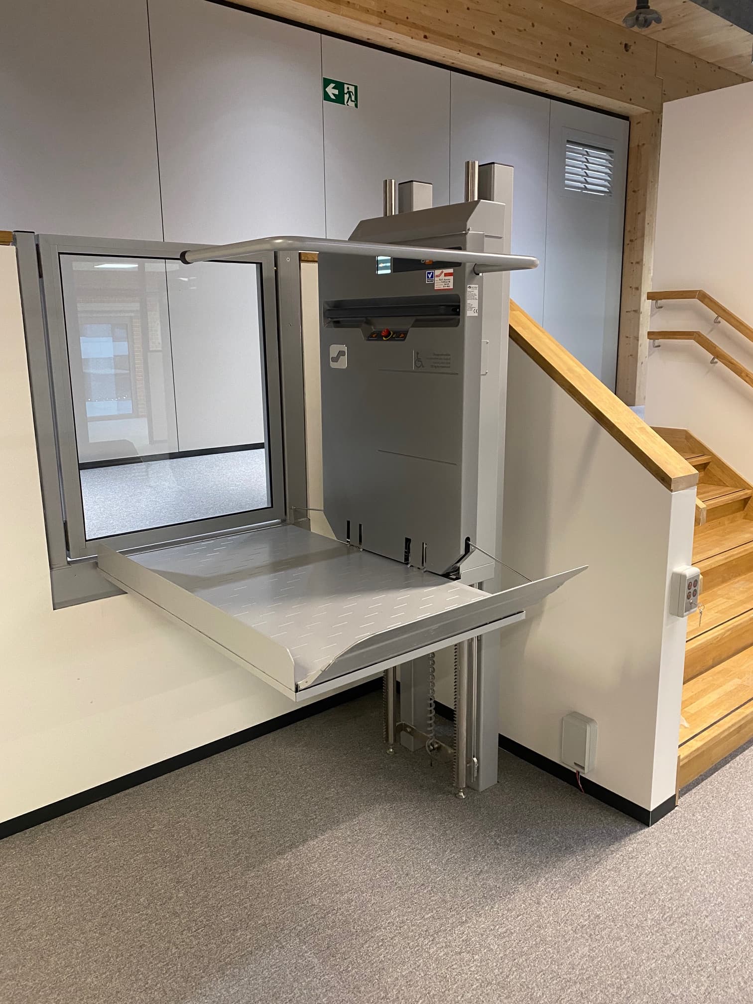 Plateforme élévatrice verticale pliable PLV9 - Hauteur jusqu'à 140cm - Intérieur et extérieur - Bretagne et Nantes_2