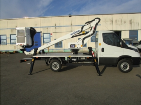 Scorpion 1490 sur iveco camion nacelle - oil & steel france - 14,2 m_2