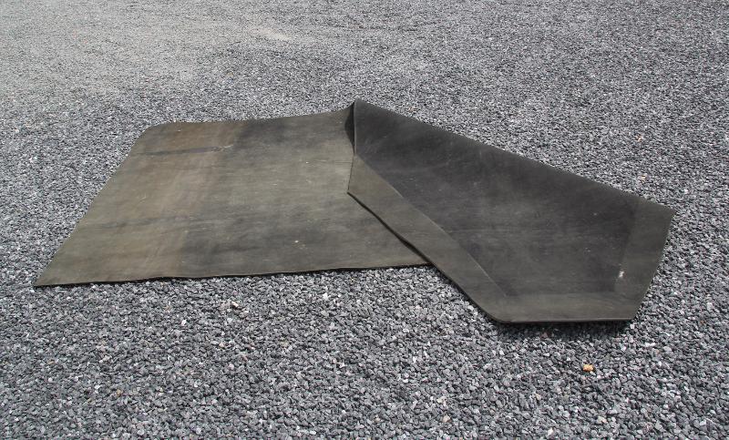 Tapis de sol en caoutchouc pour van 2 places - Patrick Remorques - Épaisseur 8 mm - 152x315 cm_2