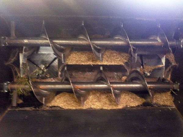 Godet éparpilleur godets distributeur - thierart - 3 m3_2