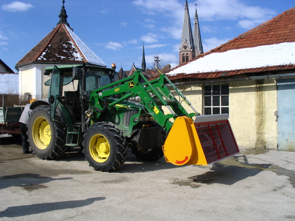 Godet malaxeur à vis Modularis pour petits et moyens porteurs - Discri SPRL_2