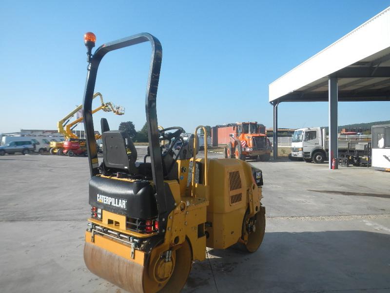 Rouleau compacteur  caterpillar cb22 référence client : - 15707_2