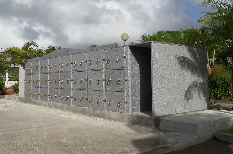 Caveaux - Enfeus sur mesure pour espaces funéraires et sites historiques_2