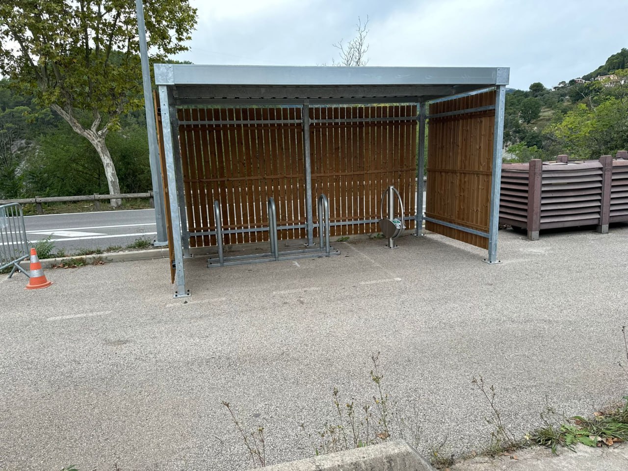 Abri vélo en bois Thermowood - BOSQUET - Durable, modulable et personnalisable_2