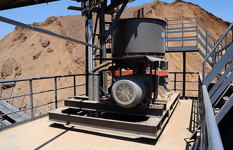 Équipement de concassage secondaire pour pierres dures