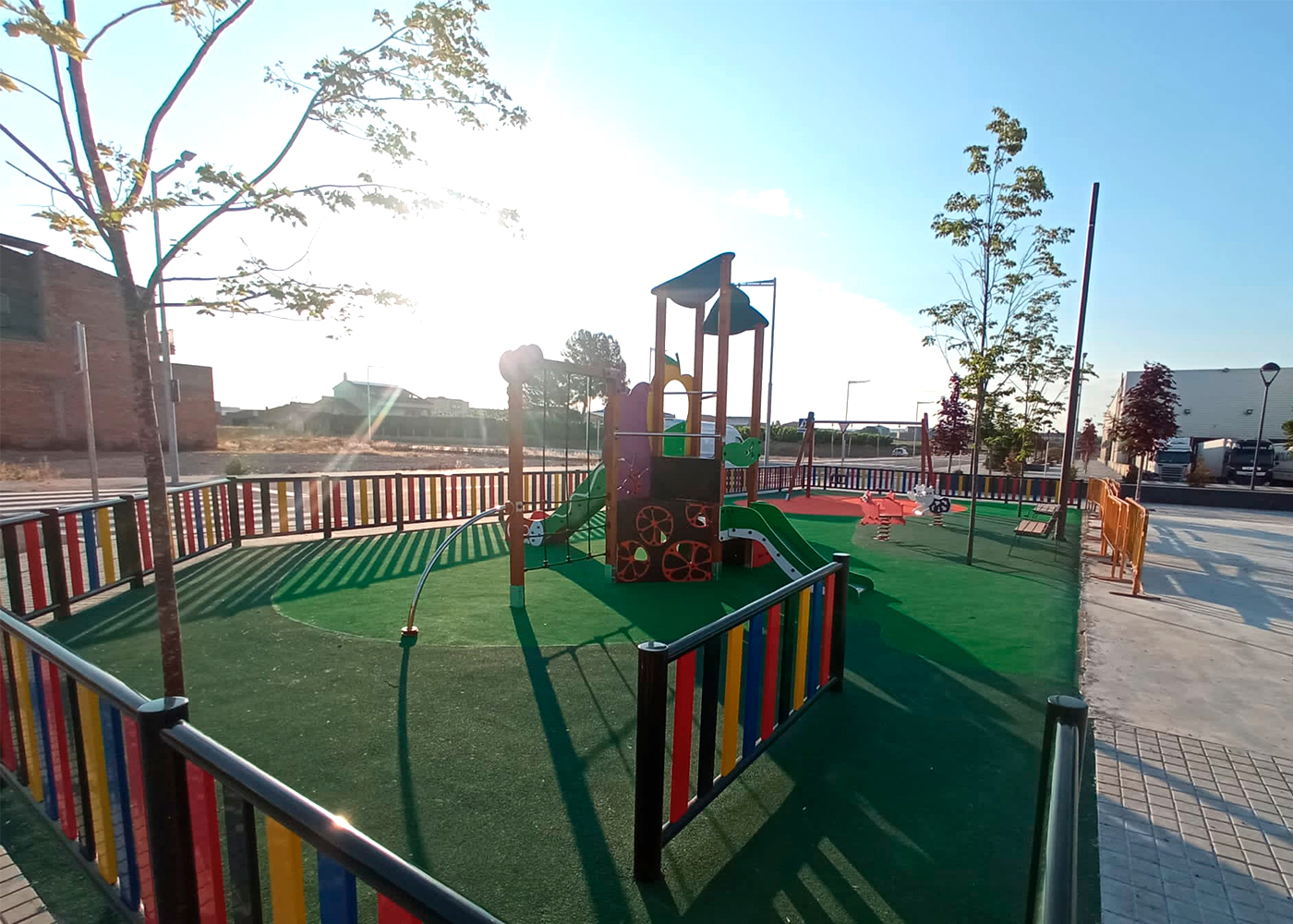 Aire de jeux EDUCA - Structure en bois lamellé - Modèle Viti JEDU03 - Conformité EN1176-1:2017_2