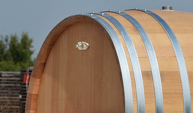 Cuve tronconique - Fabrication artisanale par la tonnellerie Saury à Cognac - Vinification et élevage_2