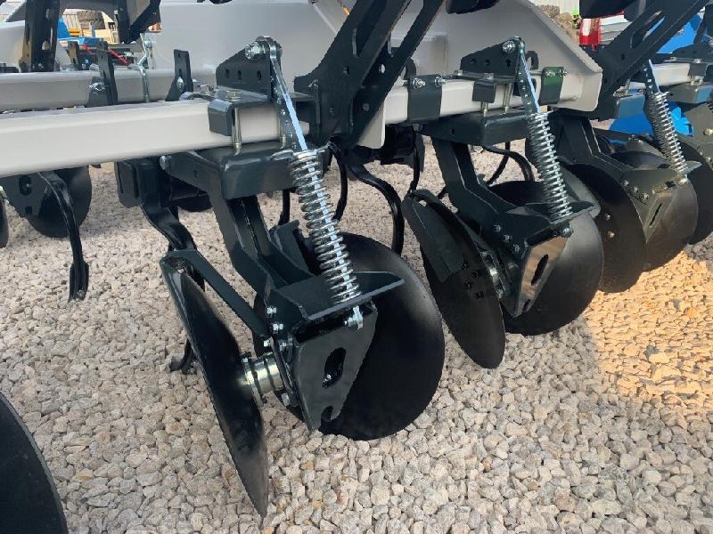 Butteuse agricole KMK OF-475 - 4 rangs à 75cm - Occasion 2022 - Neuf défraîchi_2
