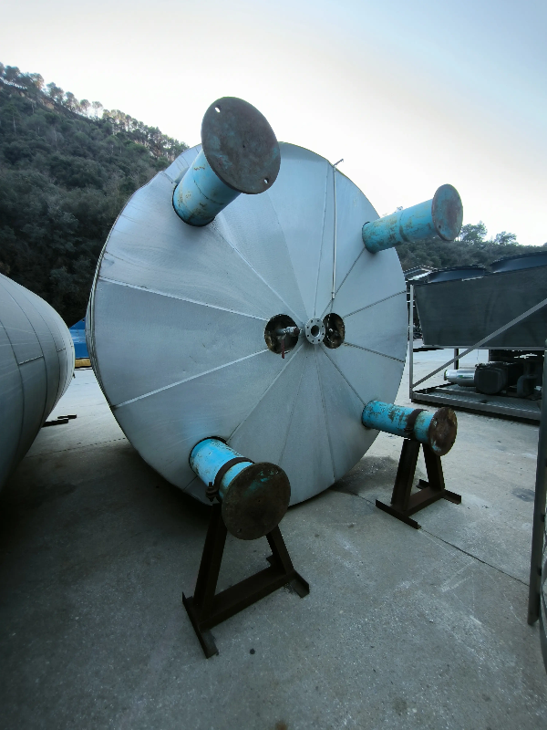 Réservoir en acier inoxydable de 20 000 litres avec isolation thermique - référence : c13543_2