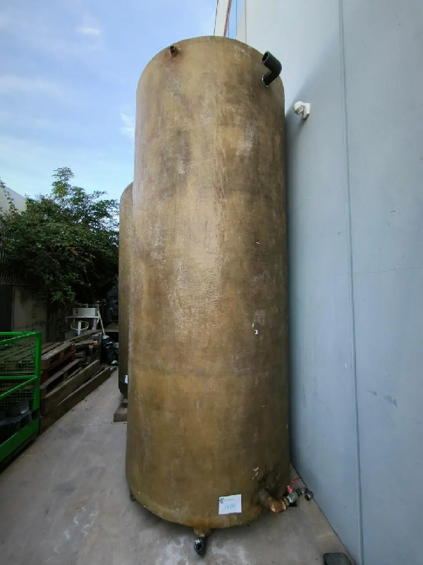 Cuve en fibre de 6 400 litres_83 - référence : c13350_2