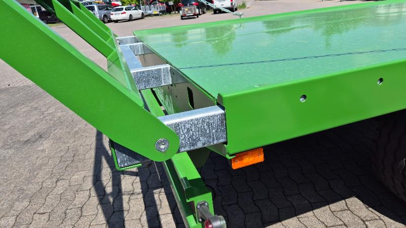 Pronar T 026 M Ballenwagen - Plateau porte-matériel robuste et polyvalent pour usage agricole_2