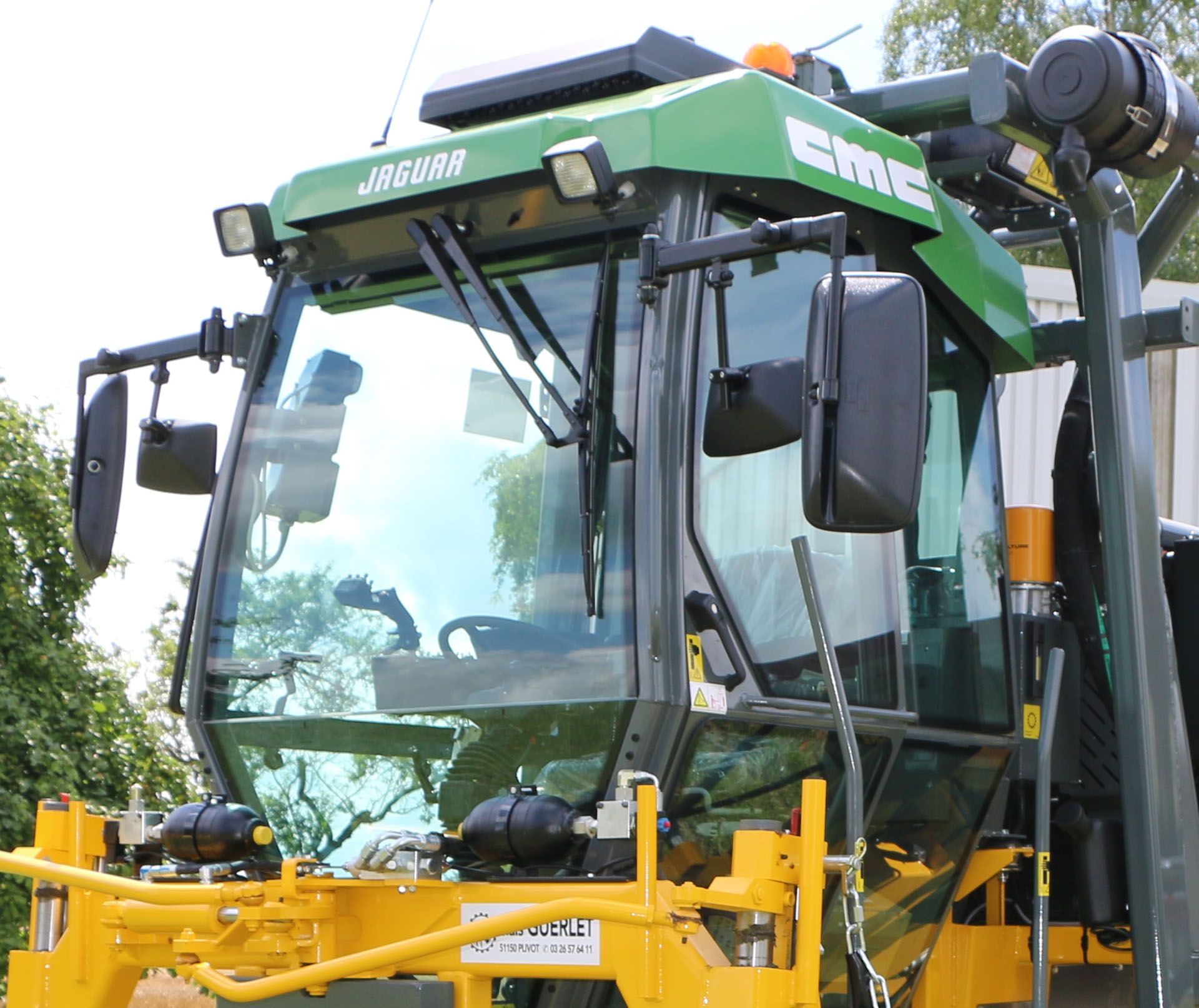 Jaguar LX-100TS - Tracteur enjambeur CMC - 4 roues motrices - Équipements hydrauliques avancés_2