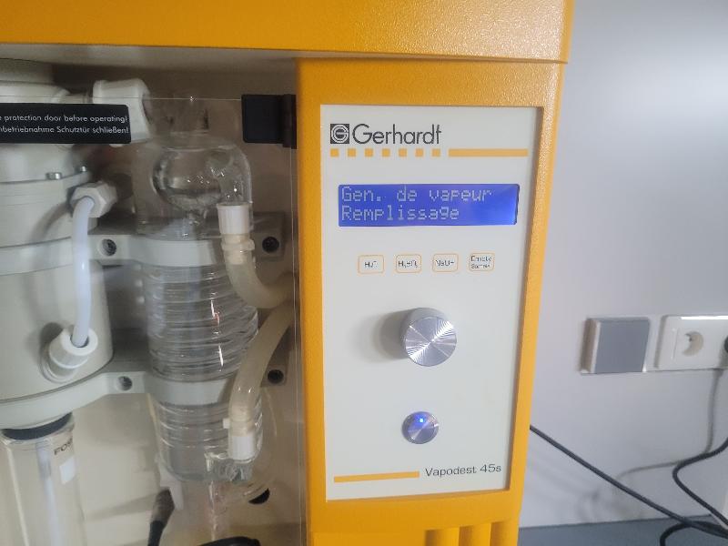 Distillateur avec titration automatique Vapodest 45S_2