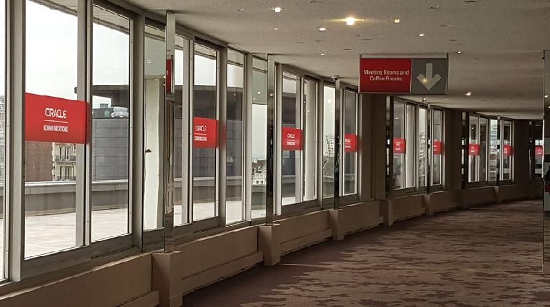 Marquage adhésif pour vitrine - plaques et produits divers pour enseignes personnalisées_3