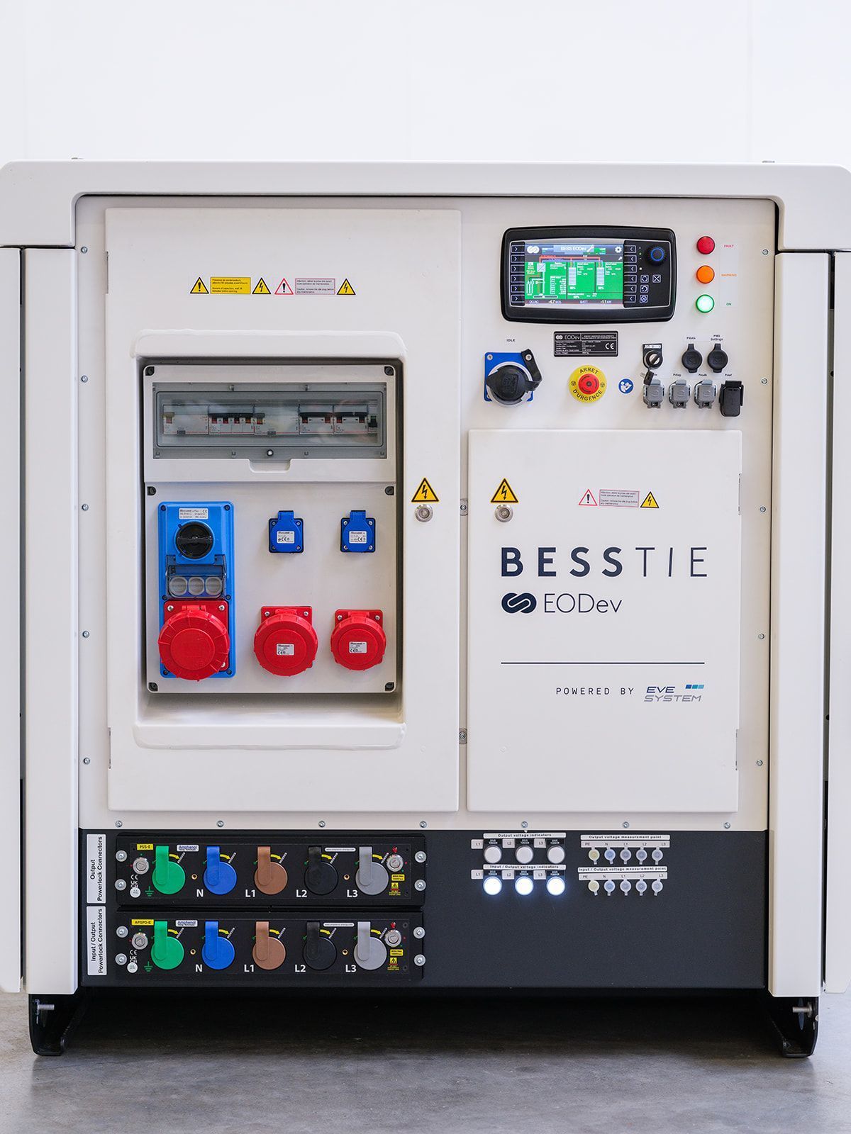 Système BESS de stockage d'énergie 120 kVa / 124 kWh - Pack Batterie 120 kVa / 124 kWh - disponible à la location_2