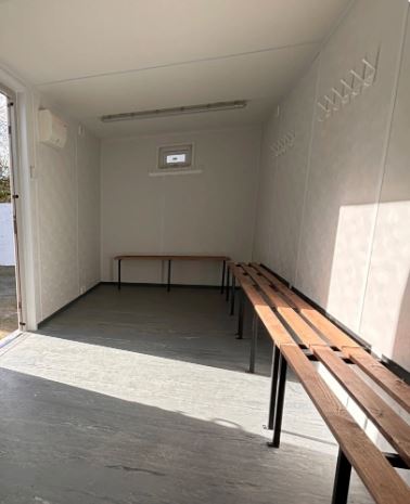 Container vestiaire, douche et sanitaire pour clubs, stades, gymnases ou salles multisports : une solution rapide, fonctionnelle et sur mesure_2