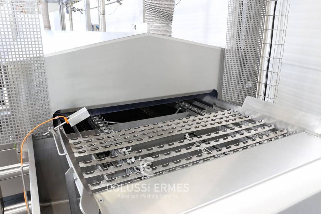 Lavage bâtons - Laveuses industrielles alimentaires - Colussi Ermes - jusqu’à 7 000 bâtons/heure - haute pression et programmes personnalisés_2