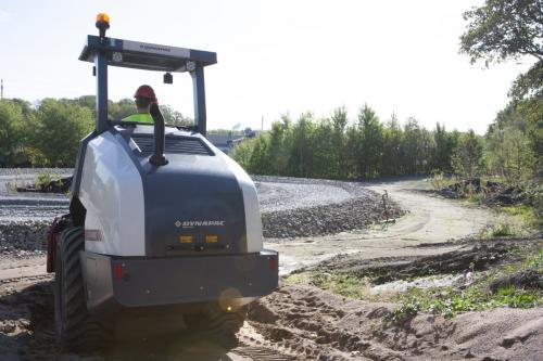 Rouleaux monocylindres pour les sols - dynapac ca1400d_2