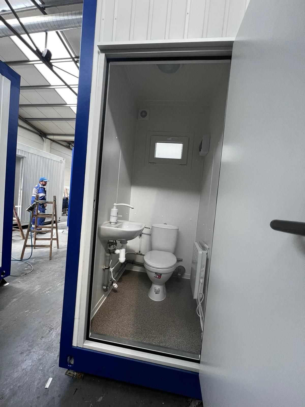 Bloc sanitaire module 5 pieds - WC avec équipements électriques et sanitaires complets_2