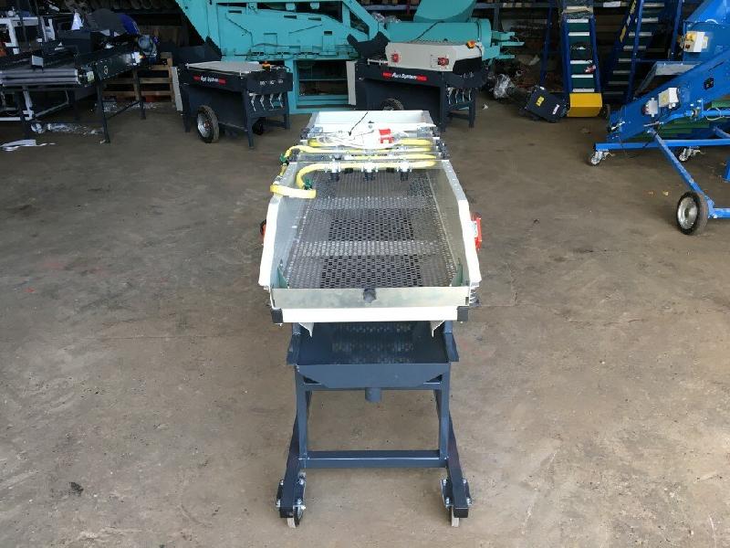 Laveuse industrielle alimentaire - NC vibrante à jets - largeur 50cm - modèle V0301 - En occasion_2