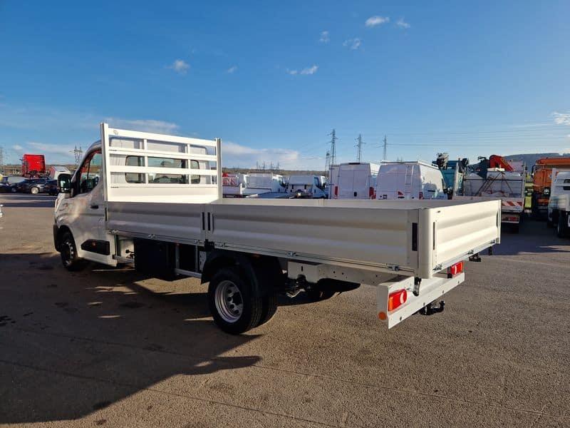Renault Master 170 Plateau 4.60 m - Véhicule utilitaire neuf - 2026 - 170 ch_2