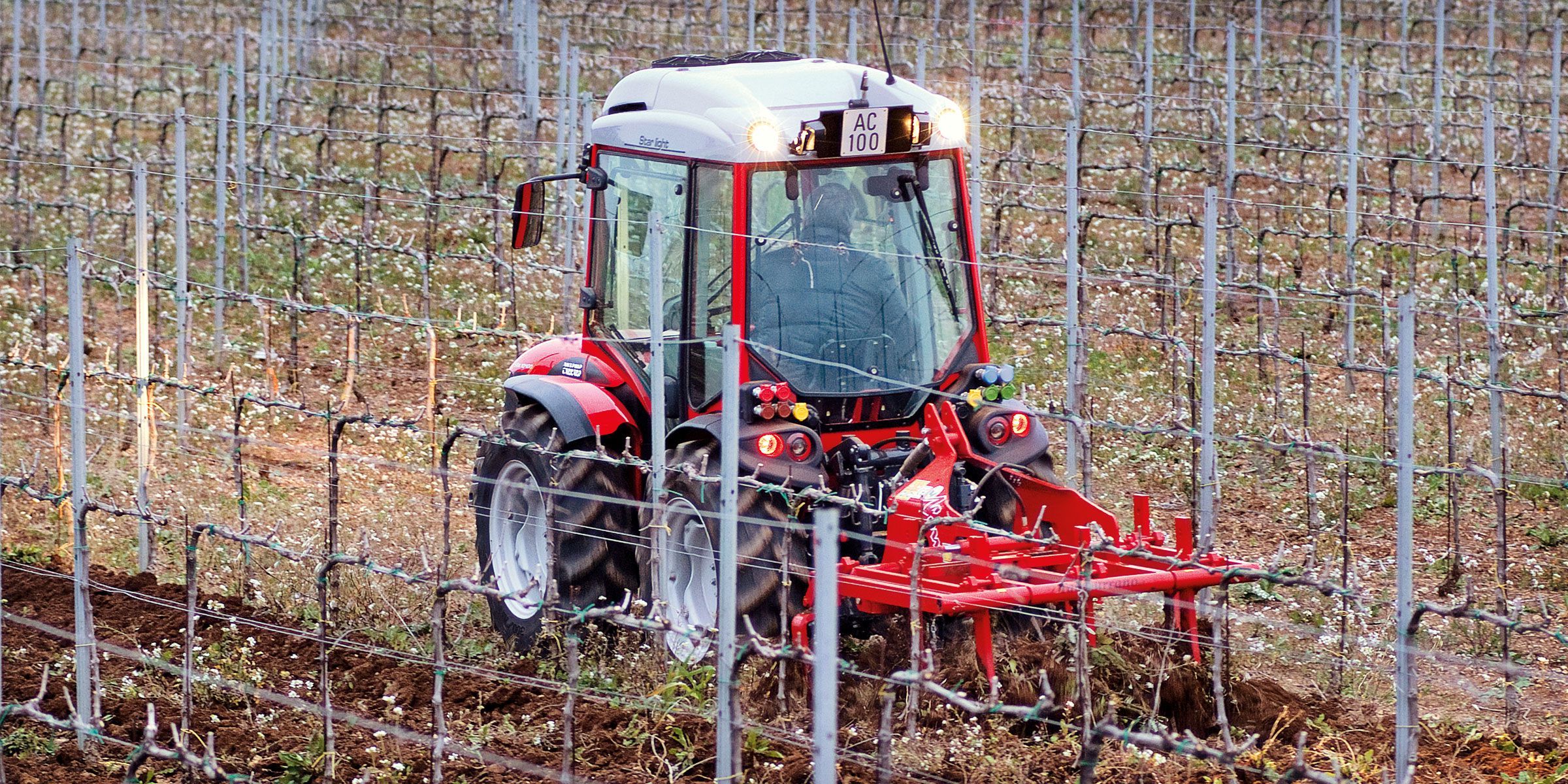 Sx 7800s/9900 - tracteur agricole - antonio carraro - capacité 2420 kg_2