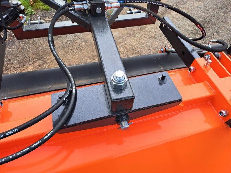 Balayeuse NC 2.40m 3pts MT avec collecteur - En occasion_2